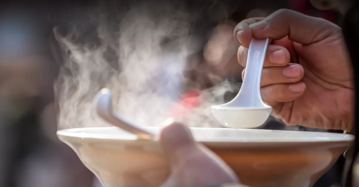 Imagen de una sopa / CANVA