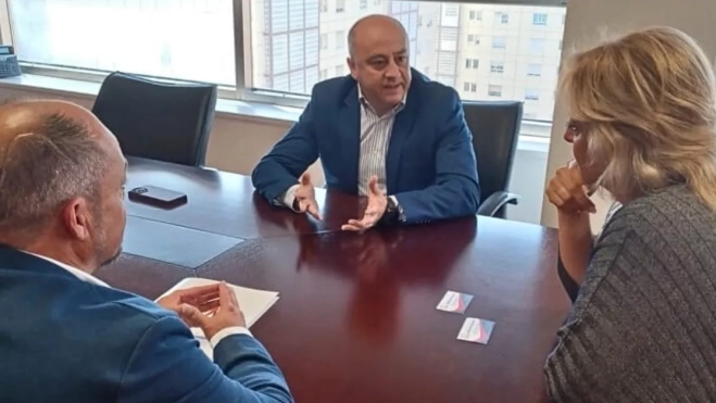 Reunión de la Fundación contra la Hipertensión Pulmonar con la consejera de Sanidad de Canarias, Esther Monzón / CEDIDA Reunión de la Fundación contra la Hipertensión Pulmonar con la consejera de Sanidad de Canarias, Esther Monzón / CEDIDA