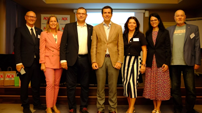 DSCF2572 (1) DSCF2572 (1)