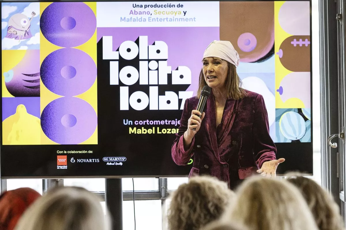 Mabel Lozano y Novartis presentan el corto ‘Lola, Lolita, Lolaza’ que relata la experiencia de la directora de cine con el cáncer de mama. / SERVIMEDIA