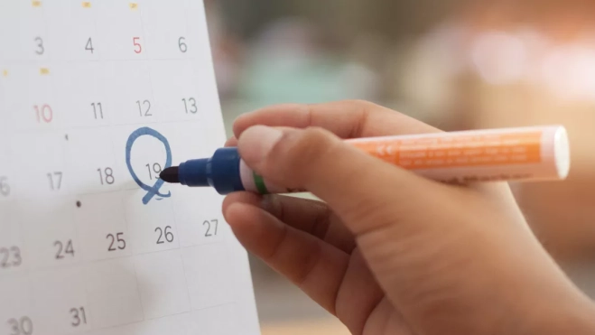 Imagen de un calendario con un festivo / CANVA