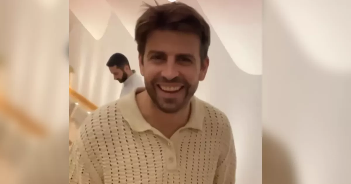 Piqué dando ánimo a un equipo de fútbol de Canarias / REDES