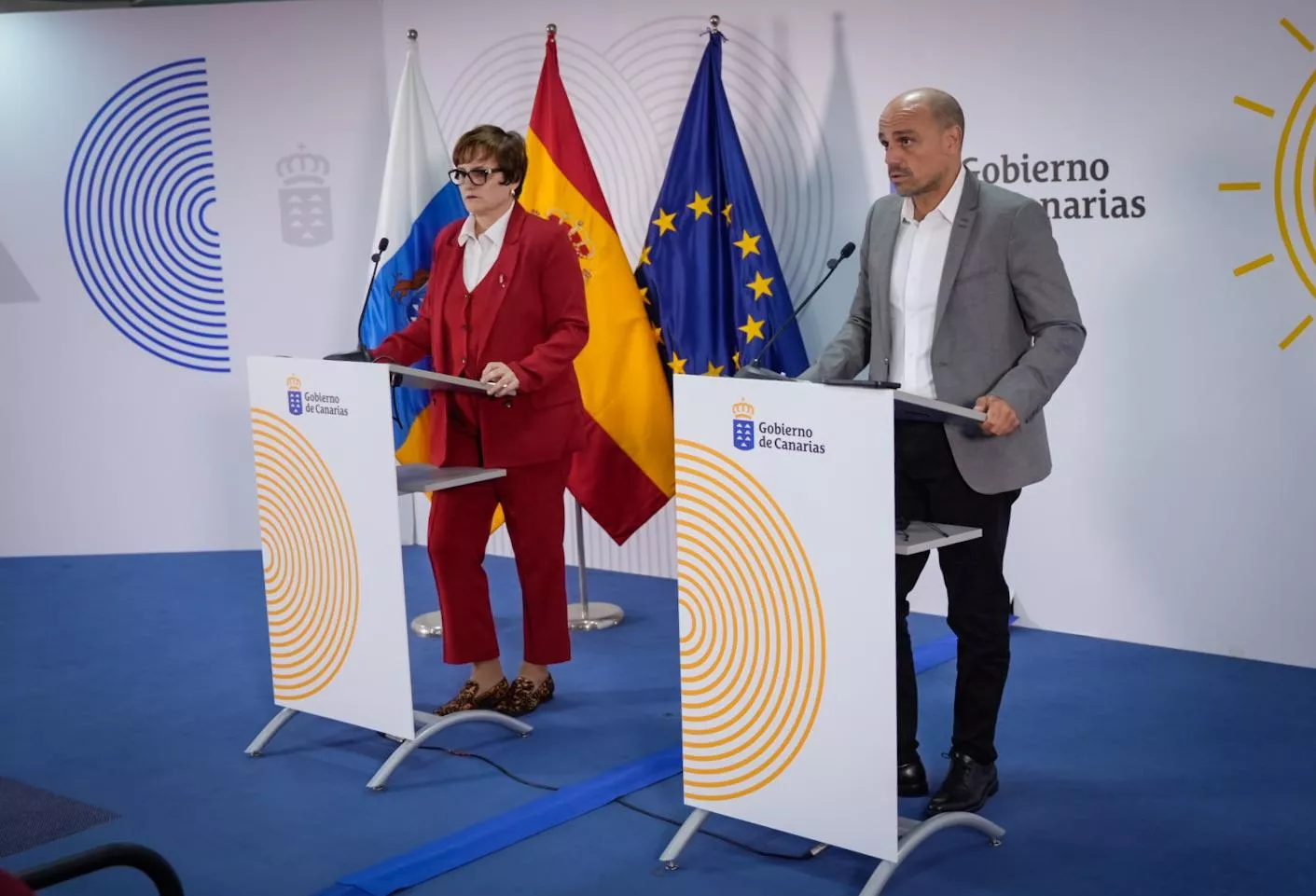 Candelaria Delgado y Alfonso Cabello en la rueda de prensa posterior al Consejo de Gobierno de Canarias./ CEDIDA