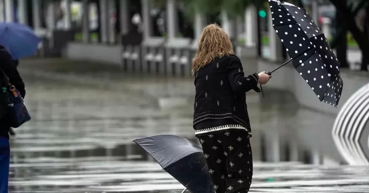 Canarias activa la prealerta por chubascos y tormentas en Lanzarote y Fuerteventura. / EF