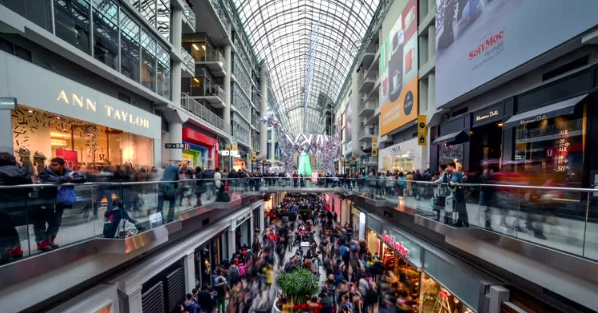 Imagen de tiendas en un centro comercial / PEXELS