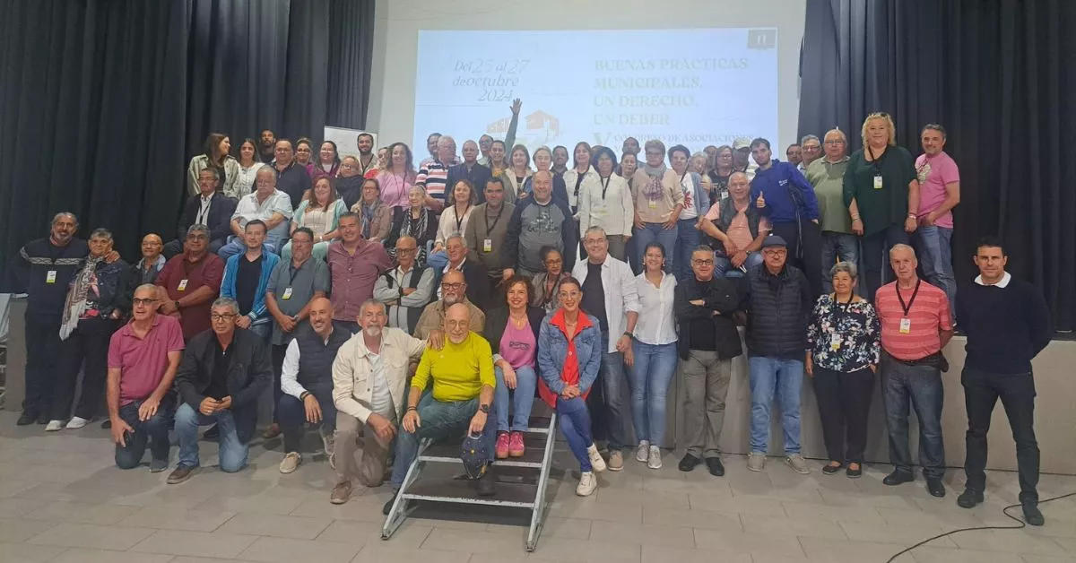 Foto de familia del V Congreso de Asociaciones Vecinales de Canarias / CEDIDA