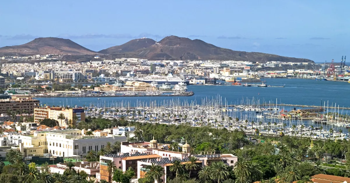 Los ingresos marcan las desigualdades económicas y sociales de los barrios de las ciudades canarias / LPA VISIT