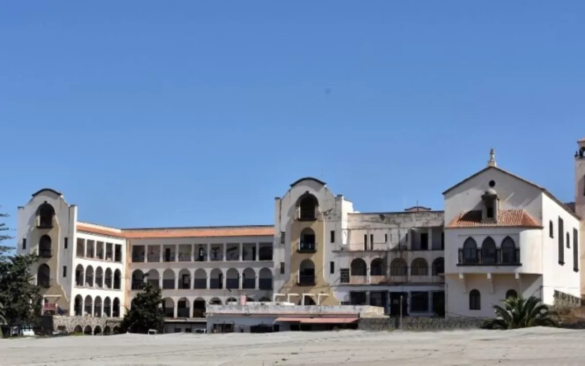 En la imagen, panorámica del Colegio Salesianos de Guía que se convertirá en un centro sociosanitario con una inversión de 10 millones de euros por parte del Cabildo. / AH
