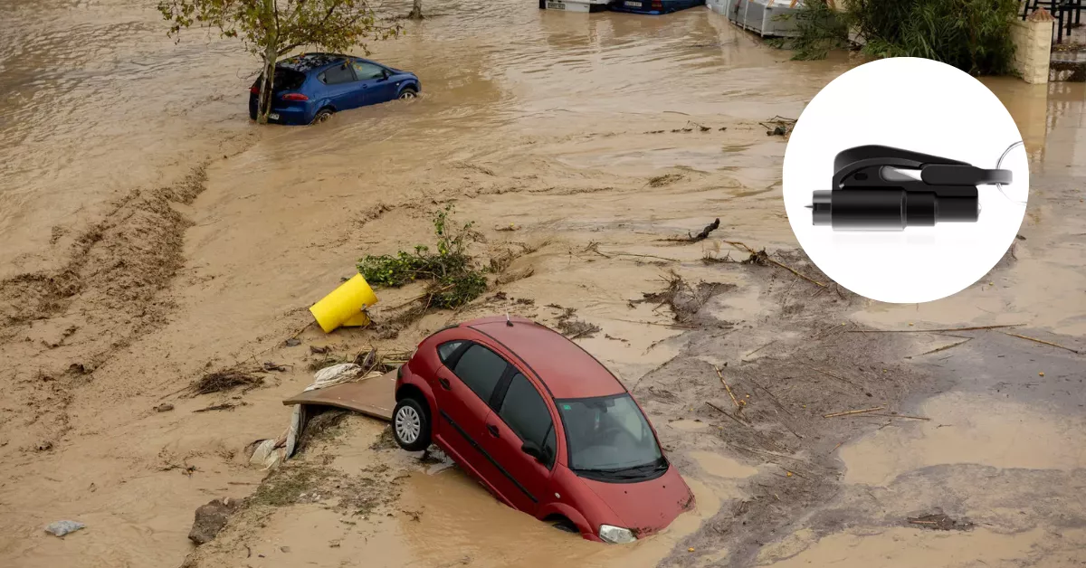 Imagen de la DANA en su paso por valencia y la herramienta esencial en caso de inundación dentro de coches / MONTAJE AH - EFE