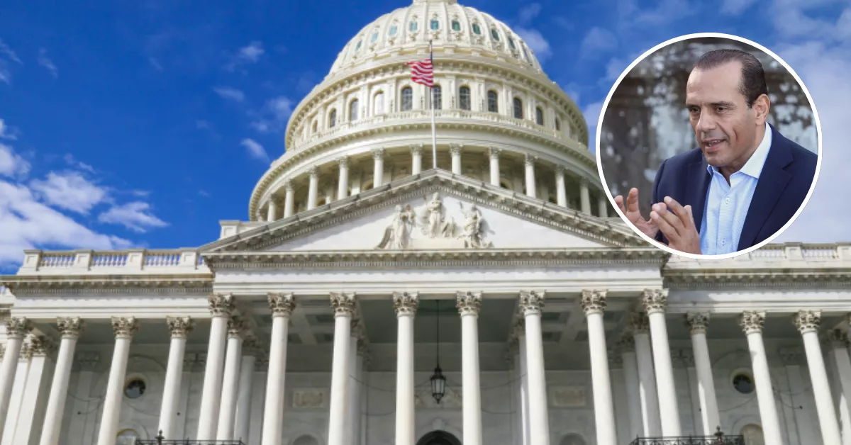 El canario Juan verde y la Casa Blanca / MONTAJE AH 