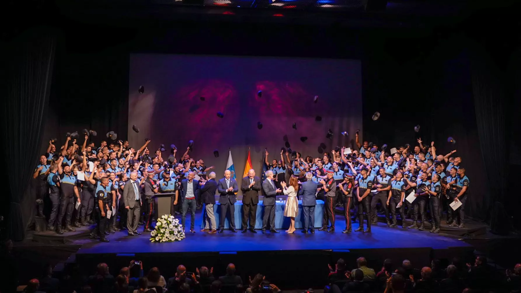 Canarias celebra la graduación de 135 nuevos policías locales. / AH Canarias celebra la graduación de 135 nuevos policías locales. / AH