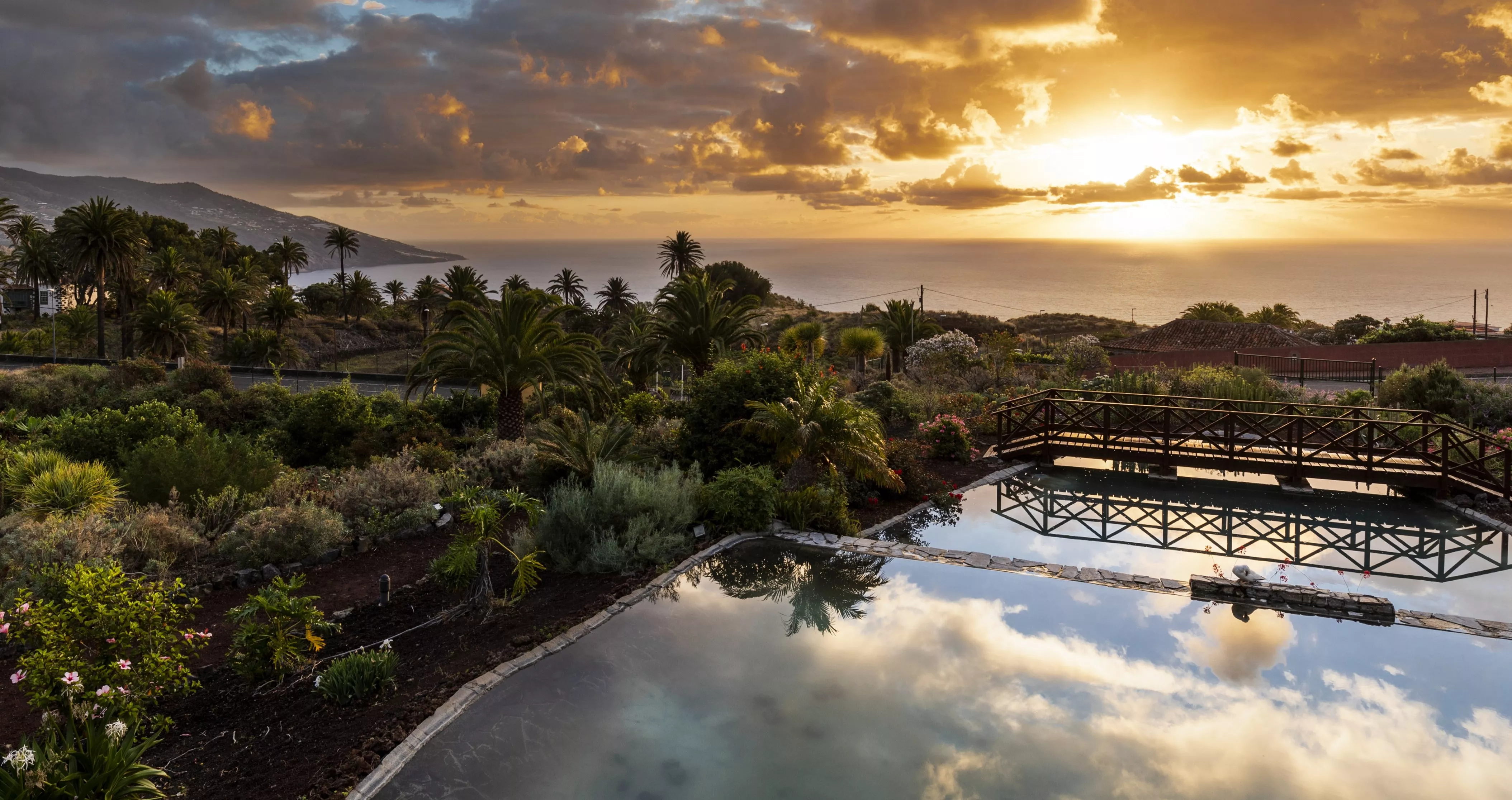 El Parador Nacional de La Palma tiene en su jardín un elemento diferenciador del resto de establecimiento de la marca en Canarias./ 