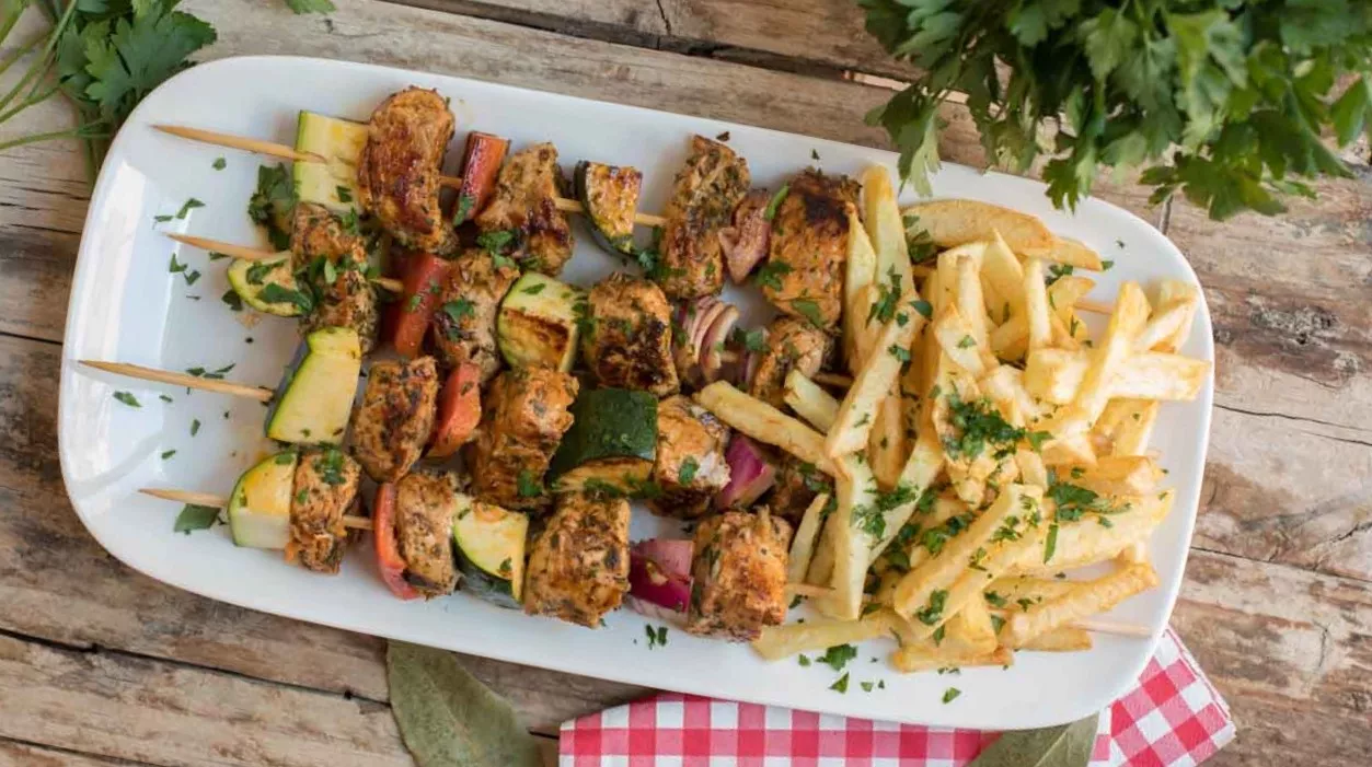 La carne fiesta es uno de los platos más populares en las romerías canarias, sobre todo en Tenerife./ X.