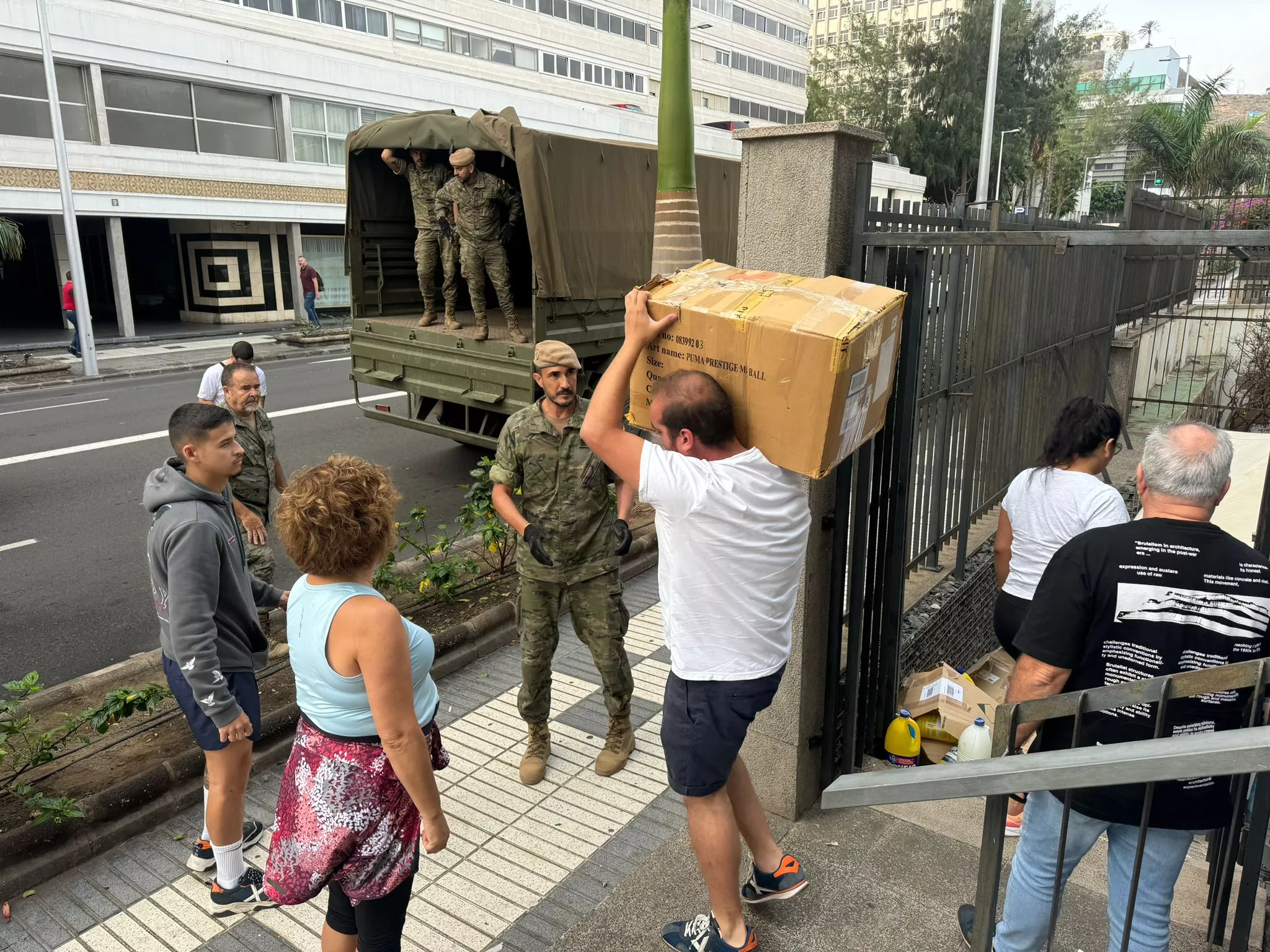 La Hermandad de Nuestra Señora del Rocío de Las Palmas de Gran Canaria envía ayuda a los afectados por la DANA. / AH