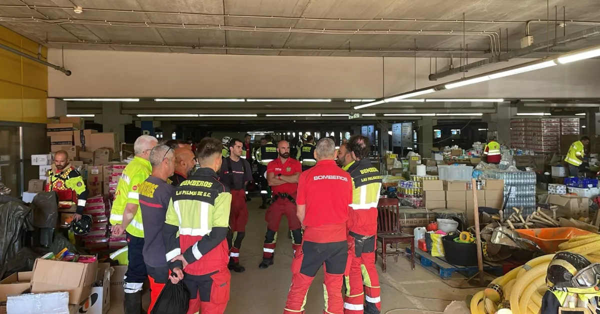 Bomberos de Las Palmas de Gran Canaria en Alfafar, Valencia / AYUNTAMIENTO DE LAS PALMAS 