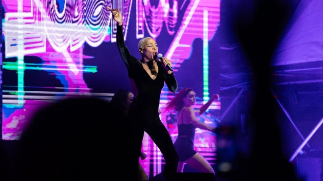 Sonique en Love the 90's en Tenerife./ Sonique en Love the 90's en Tenerife./