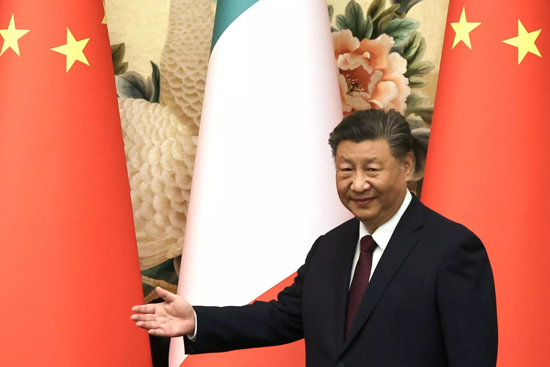 Xi Jinping, durante la reciente visita de Sergio Mattarella (presidente de Italia) a China. / FLORENCE LO-EFE