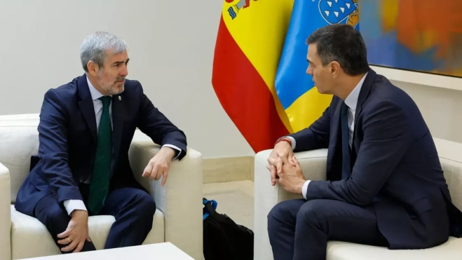 Imagen de Clavijo y Pedro Sánchez / EFE Imagen de Clavijo y Pedro Sánchez / EFE