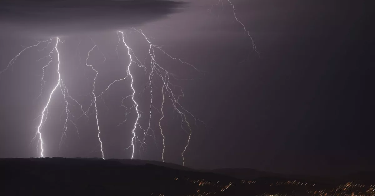 Imagen de rayos y tormenta / EFE