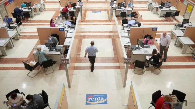 Imagen de funcionarios / EFE Imagen de funcionarios / EFE