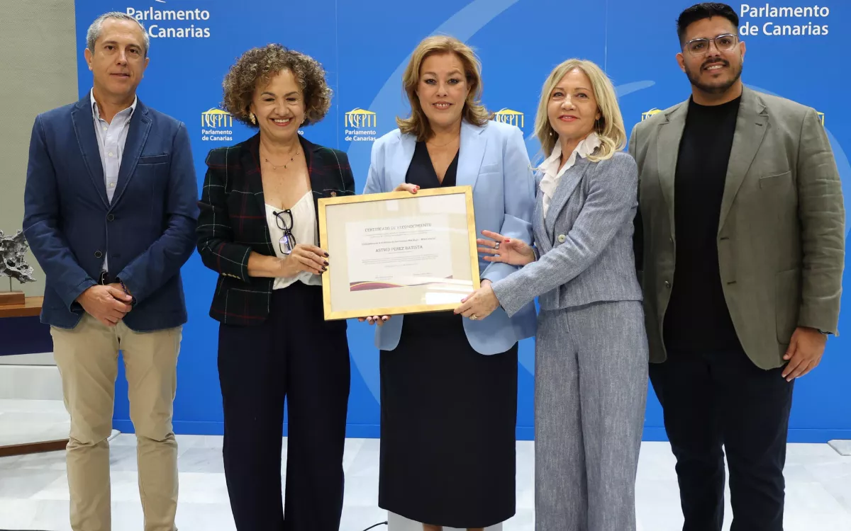 Astrid Pérez será la embajadora de los Premios Más Mujer Canarias 2025. / AH