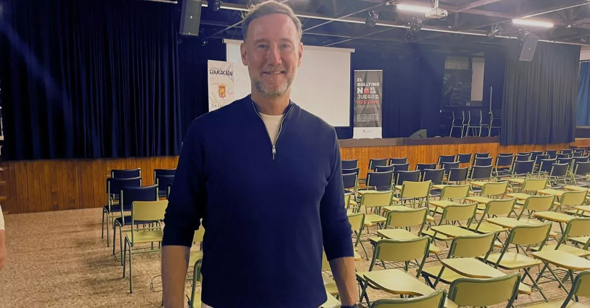 Pedro García Aguado en el salón de actos del IES Domingo Minik / AH / BELA CABRERA