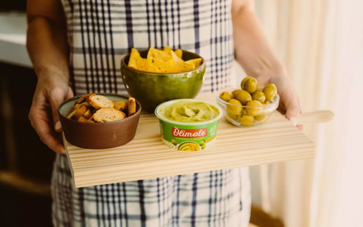 La Española lanza Olimole, el primer guacamole hecho con aceitunas. / LA ESPAÑOLA