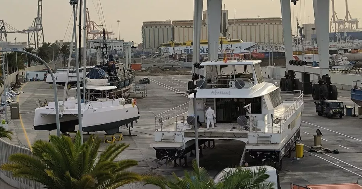 Cuatro barcos en el nuevo centro náutico del Puerto de Las Palmas que gestiona Rodritol. / AH
