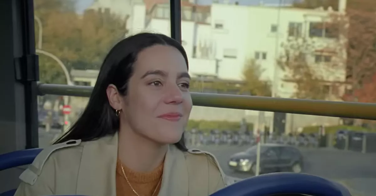 La cantante Valeria Castro en el videoclip de su canción la Soledad. / VIDEOCLIP