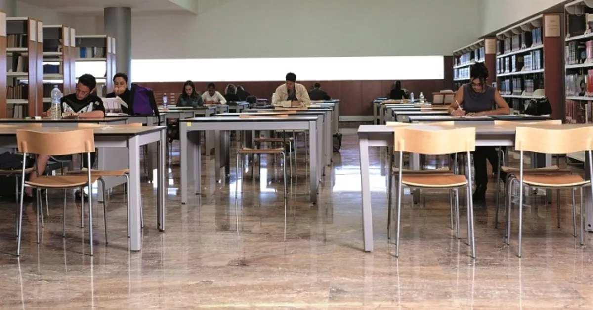 Biblioteca pública del Estado / GOBIERNO DE ESPAÑA