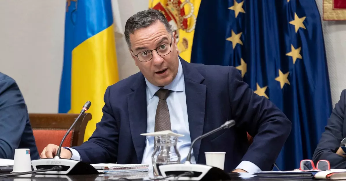 El consejero de Educación del Gobierno de Canarias, Poli Suárez / EFE
