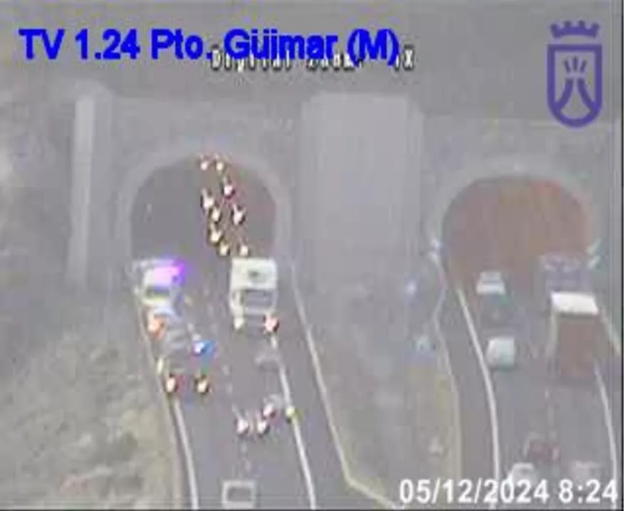 Accidente en la TF-1 a la altura de los túneles de Güímar. / 112