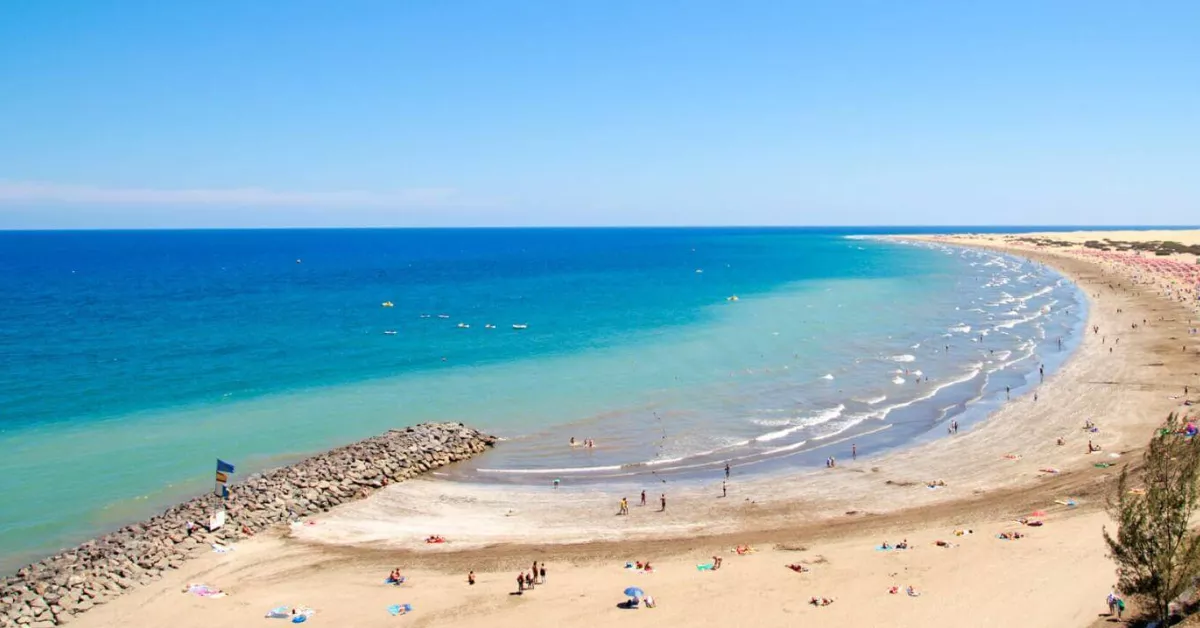 Imagen de la playa perfecta para visitar en invierno / HOLA ISLAS CANARIAS