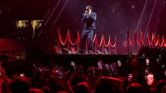 Quevedo, en el Gran Canaria Arena. / EFE / QUIQUE CURBELO