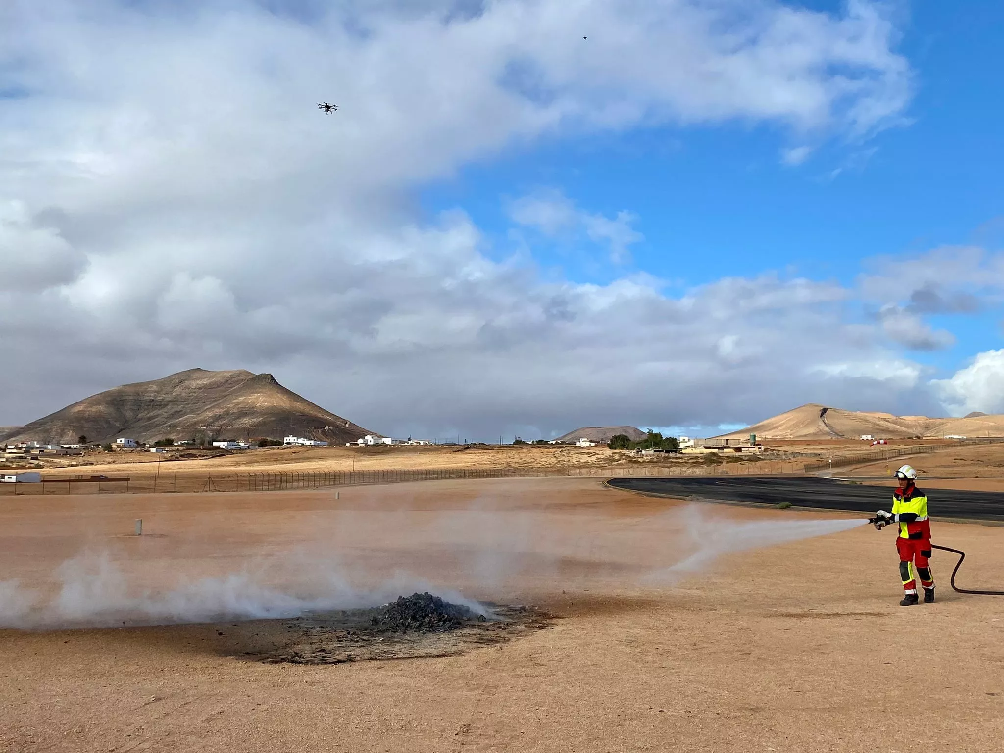 Quemas controladas en el Parque Tecnológico de Fuerteventura./ CEDIDA