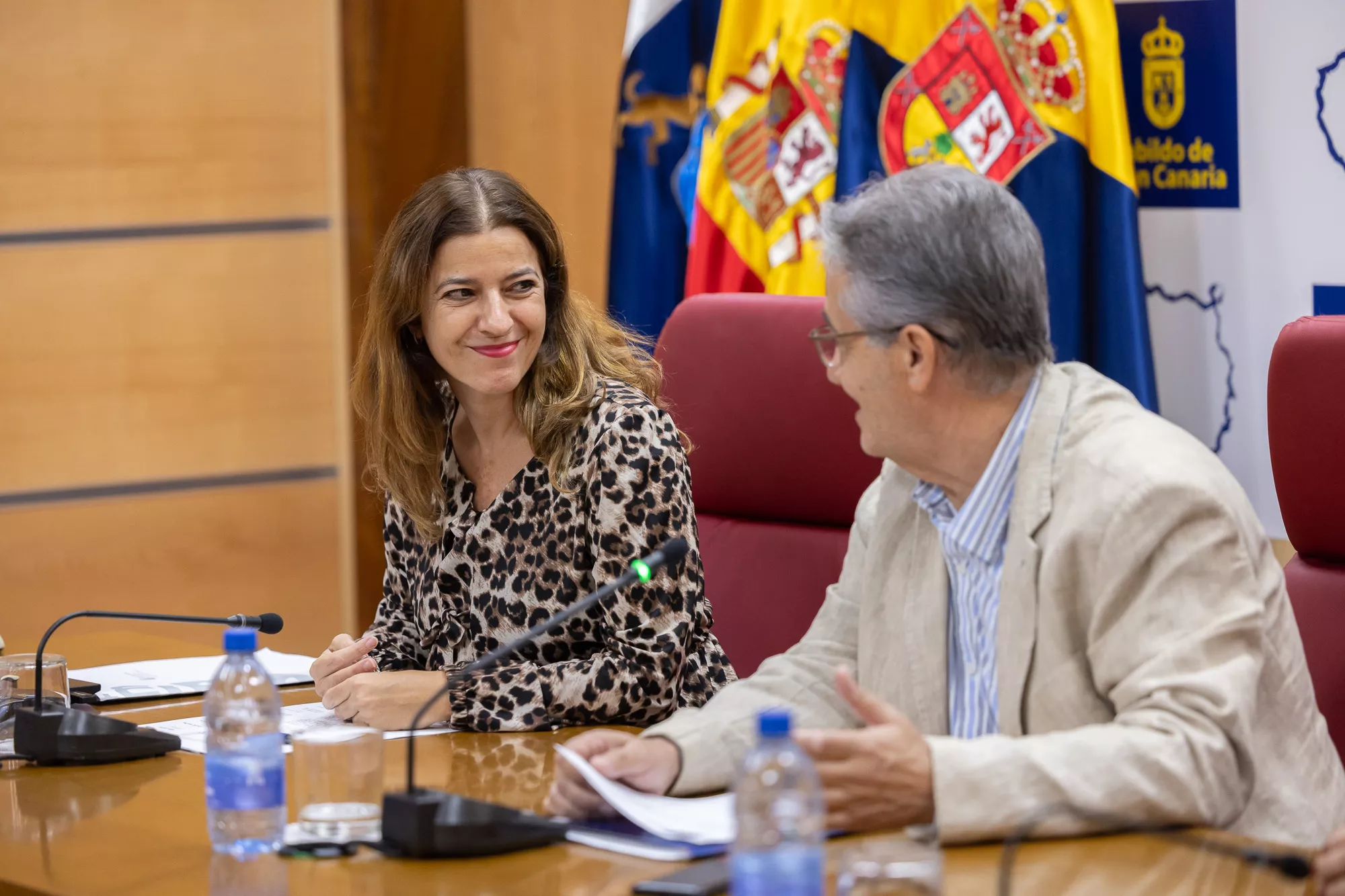 La viceconsejera de Empleo del Gobierno de Canarias, Isabel León, y el consejero insular de Empleo y Desarrollo Local del Cabildo de Gran Canaria, Juan Díaz./ CEDIDA