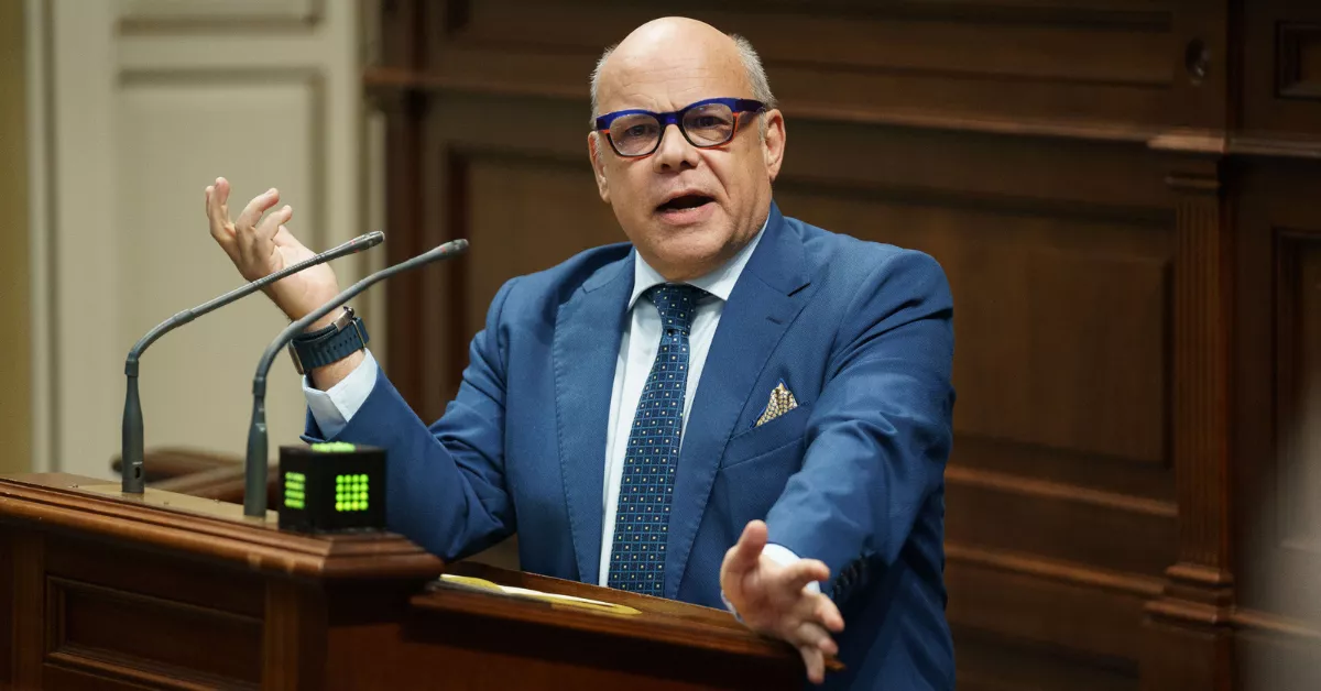 El diputado de Coalición Canaria, José Miguel Barragán. /  RAMÓN DE LA ROCHA-EFE