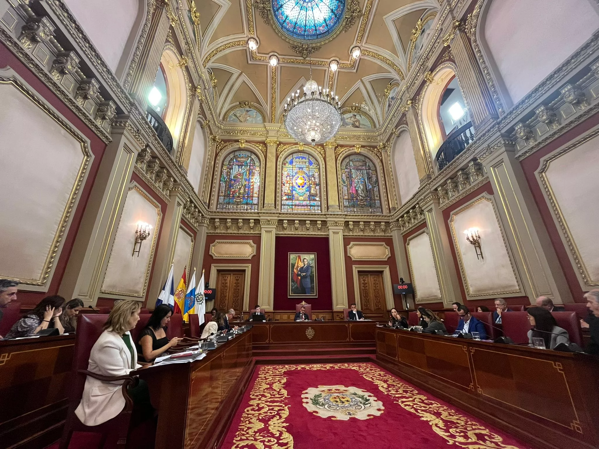 Pleno en el que se han aprobado los Presupuestos 2025 para Santa Cruz de Tenerife / AH / BELA CABRERA
