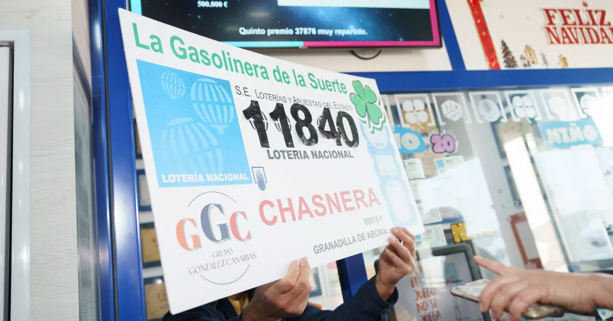 La Gasolinera de la Suerte, en Granadilla de Abona, ha sido uno de los lugares en los que ha caído el tercer premio / EFE