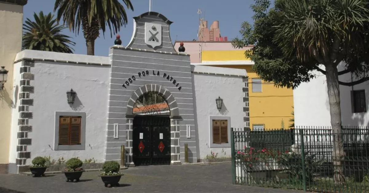 Los Cuarteles del Cristo / AH