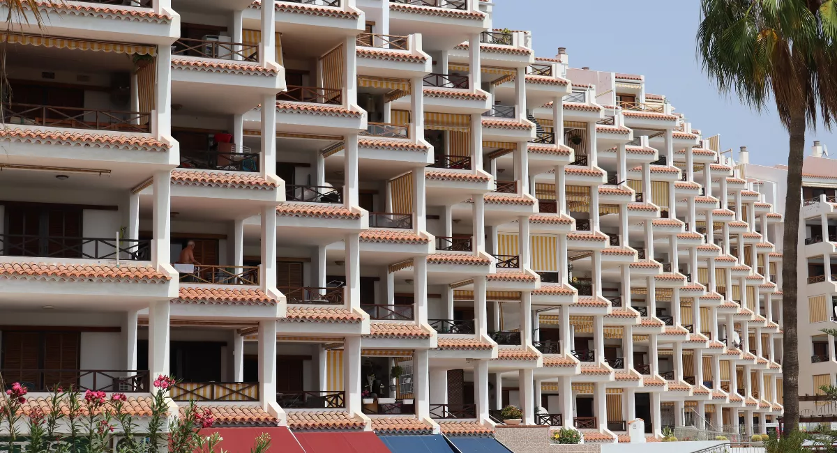 Uno de los hoteles situados en el sur de Tenerife. / AINOHA CRUZ-AH