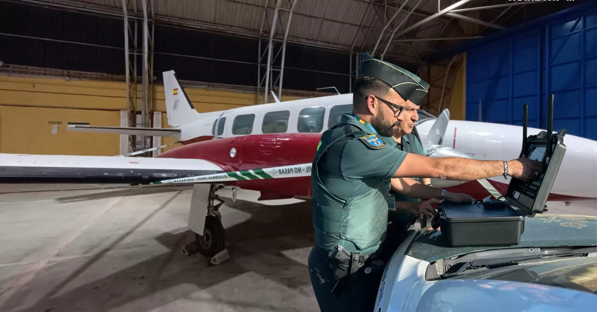 Avioneta inmovilizada por la Guardia Civil en Gran Canaria que volaba sin documentación en vigor./ GC