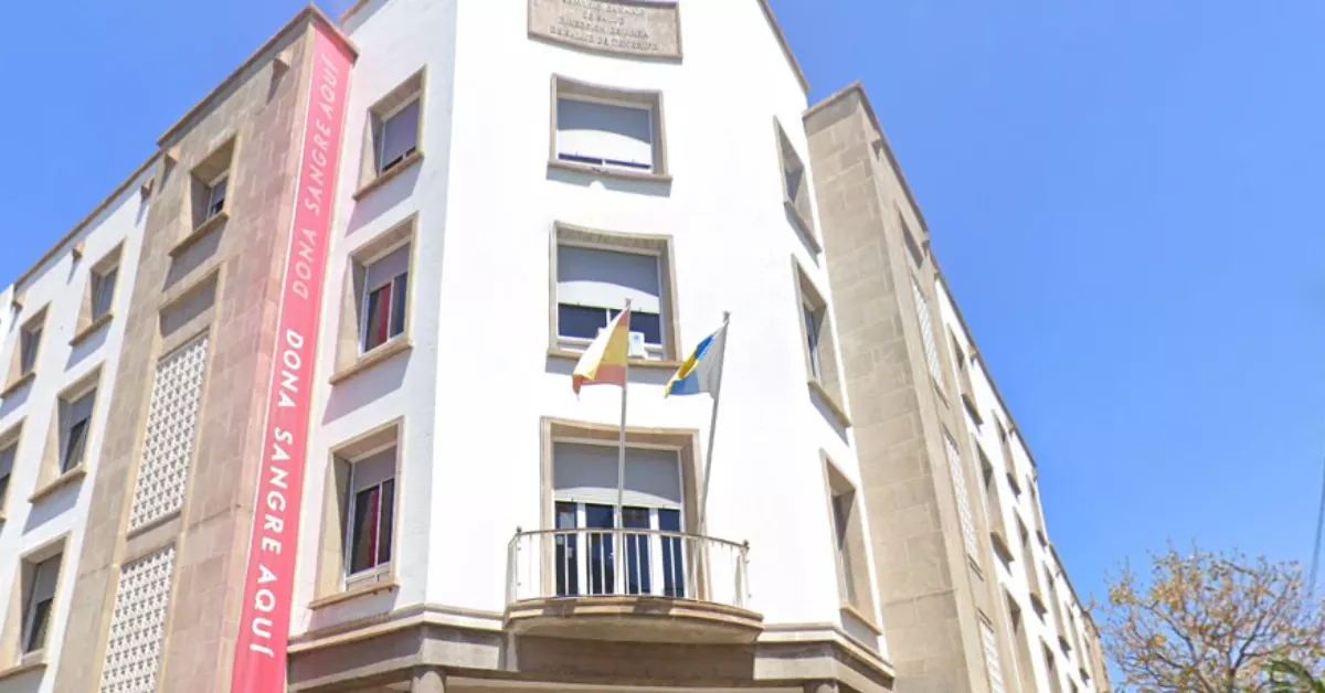 Exterior de la sede el ICHH en Tenerife. / GOOGLE 