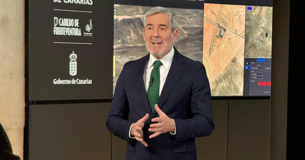 El presidente de Canarias, Fernando Clavijo, durante su discurso de Fin de Año./ AH