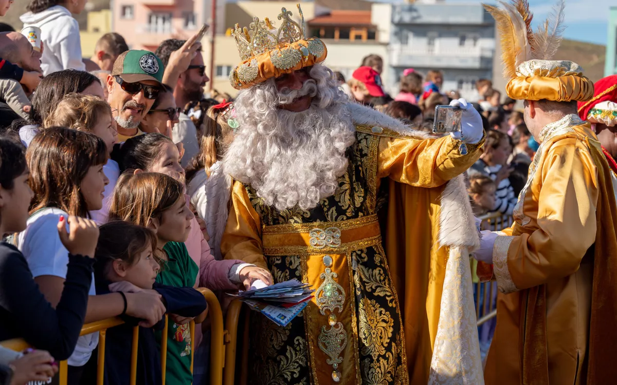 Cabalgata de Reyes Magos en Gáldar 2025: horario, recorrido y novedades. / AH