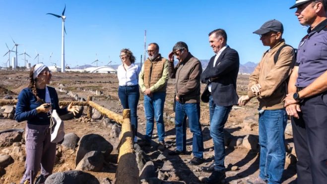 Presentación de los trabajos en Pozo Izquierdo / AH
