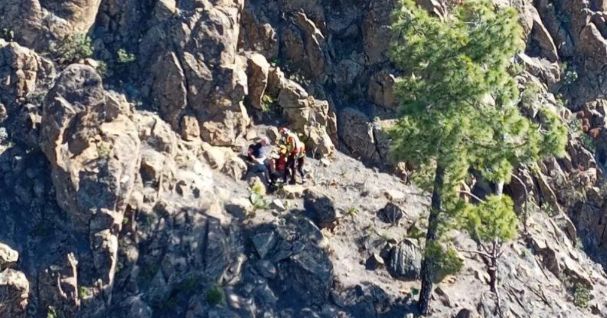 Momento del rescate del senderista / 112 CANARIAS