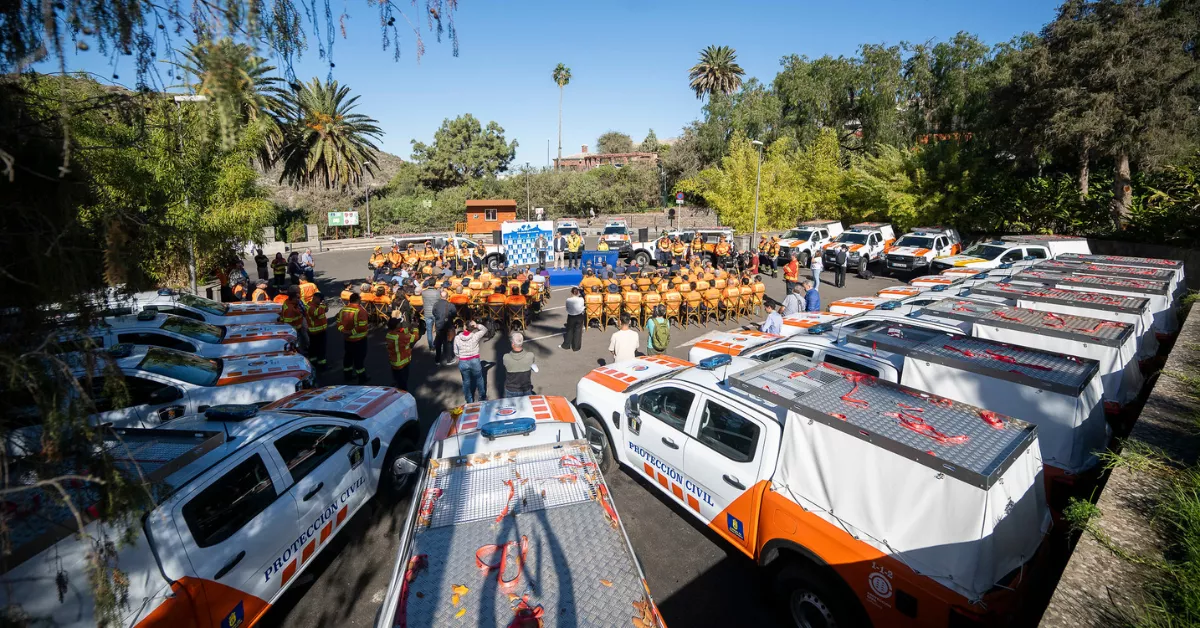 En la imagen, los vehículos entregados a Protección Civil / AH