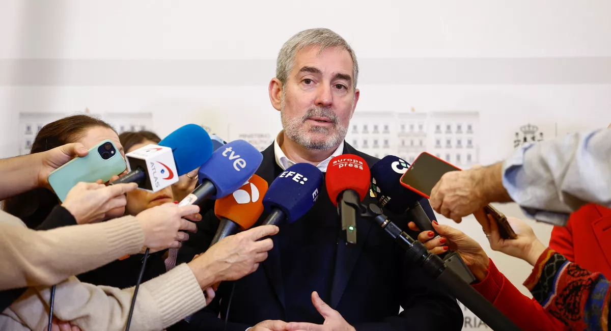 El presidente de Canarias, Fernando Clavijo, tras la última reunión mantenida con  con el ministro de Política Territorial y Memoria Democrática, Ángel Víctor Torres. / EFE