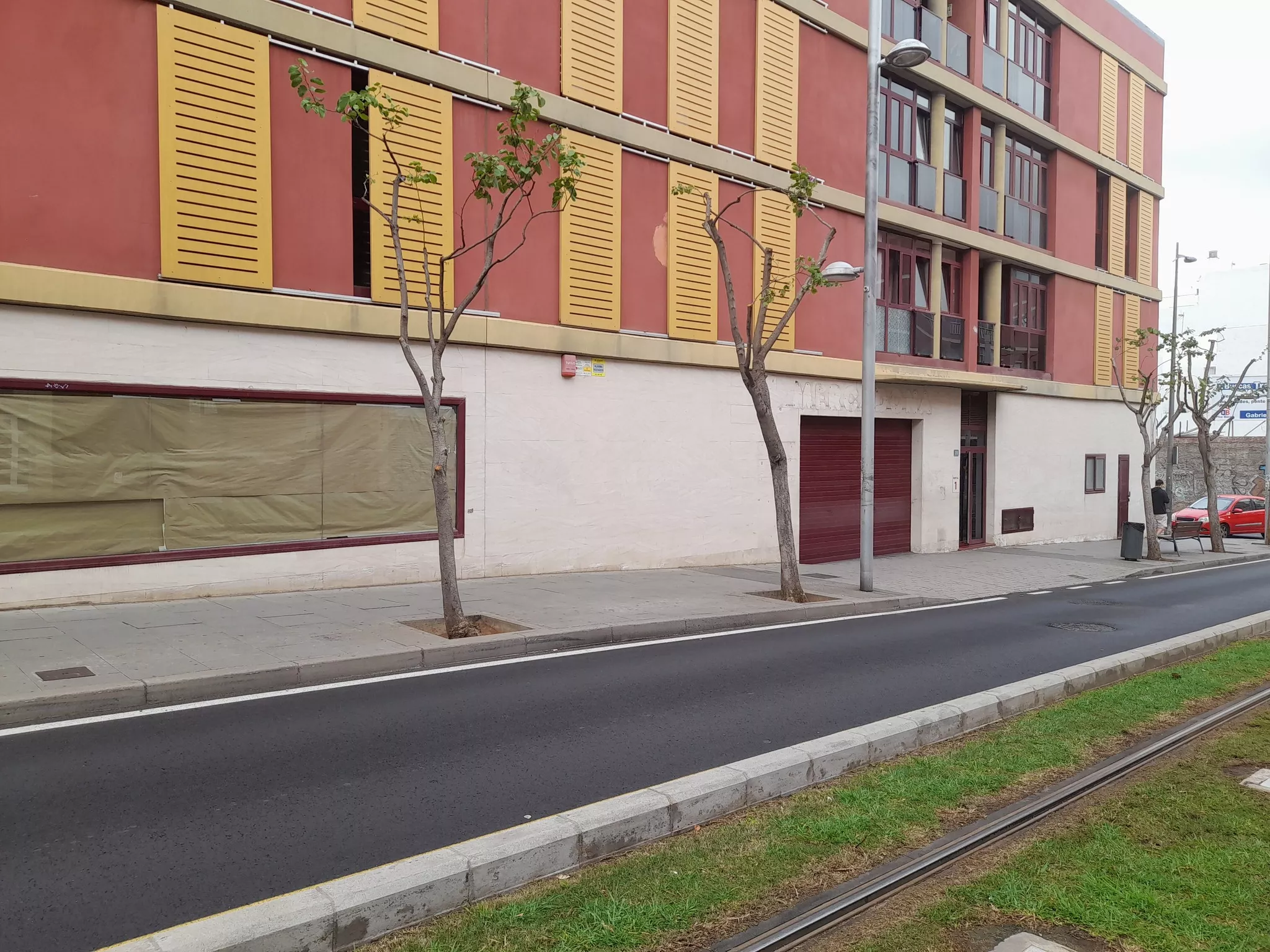 Local de mercadona cerrado / AQUILINO PÉREZ